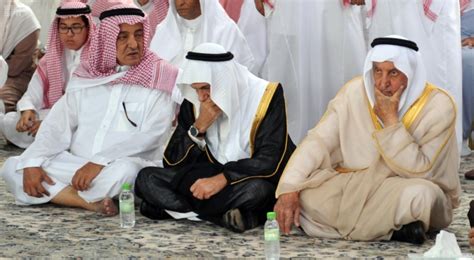 سلسلة تعليم اللغة العربية التعبير : صور الصلاة على الأمير ‫محمد بن فيصل بن عبدالعزيز آل سعود ...
