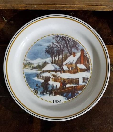 Will arthur get his festive celebration? Vintage Corelle 1981 Christmas Dinner Plate~Special ...