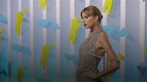Taylor Swift Removes ‘fat Reference From ‘anti Hero Video Video