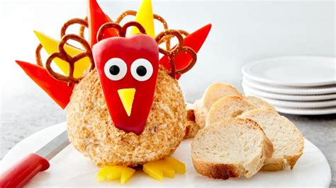 Turkey ball at marianos : Thanksgiving Turkey Cheese Ball Recipe • Clattr