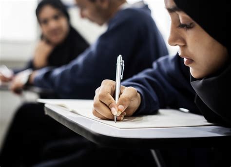 Teachers Warn Of Rising Islamophobia In English Schools Arab News
