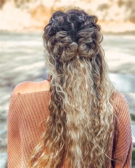 15 Modern Ways To Style Crimped Hair