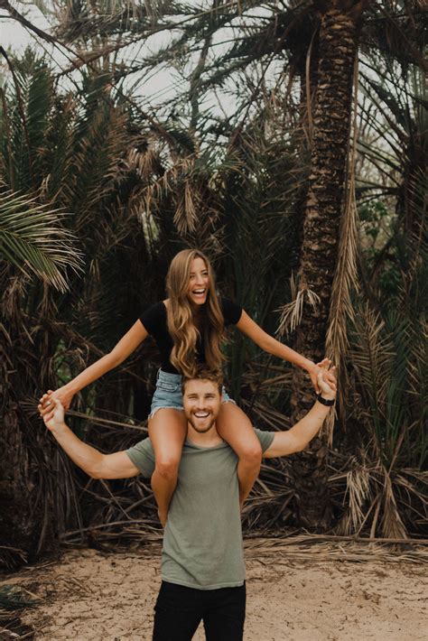 Hawaii Adventure Couples Session Maui Hawaii Photographer Ocean Water Photoshoot The