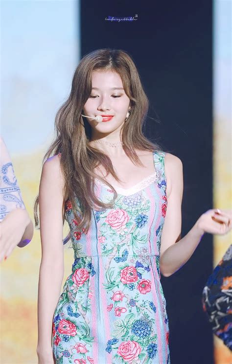 12 Times Twices Sana Proved That Shes The Queen Of Sexy Shoulders