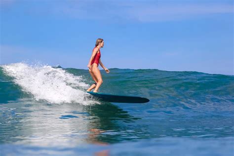 Long Board Surfing Ng