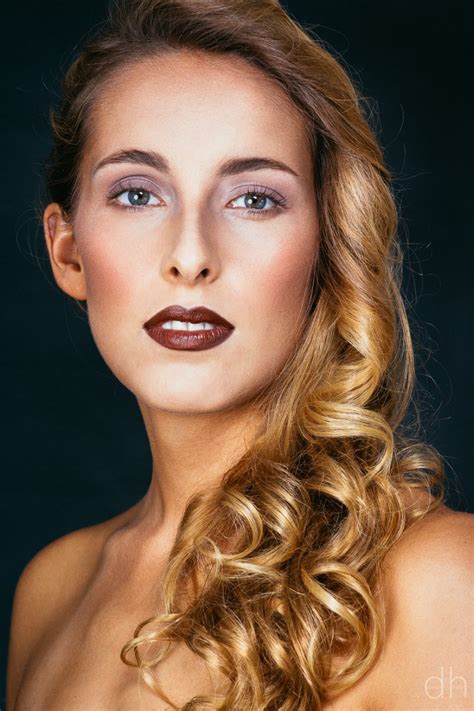 Model Sedcard Von Alexandra Es8 Weibliches New Face Fotomodel Deutschland