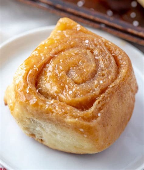 Salted Caramel Rolls Tornadough Alli