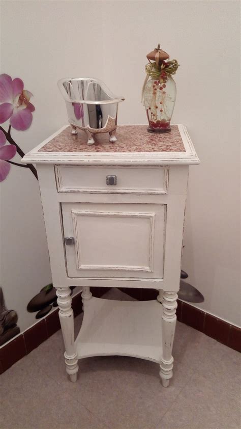 Accueil > déco > centre de table ancien. meuble ancien table de nuit - Le specialiste du meuble ancien