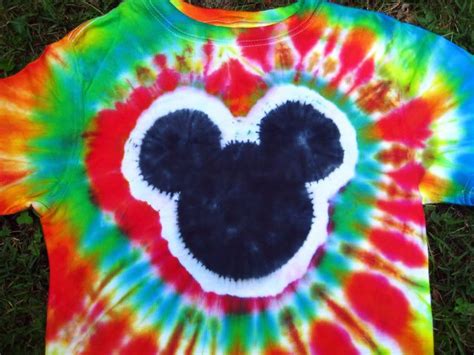 Tie Dye Mickey Mouse Diy