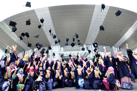 Gerbang maklumat pelajar, uitm ehwal akademik portal. Cuti Sem Lambat Dan 21 Lagi Perkara Yang Hanya Student ...