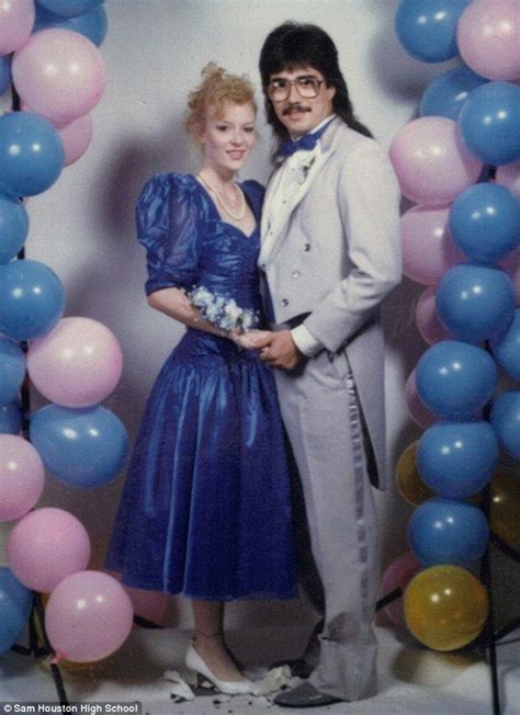 Pin By Beth Henderson On Retro Prom Prom Photos Prom Couples 80s
