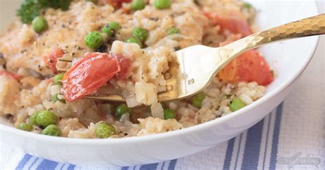 1 55+ easy dinner recipes for busy weeknights. Arroz Con Pollo Recipe: An Easy & Flavorful Chicken & Rice ...