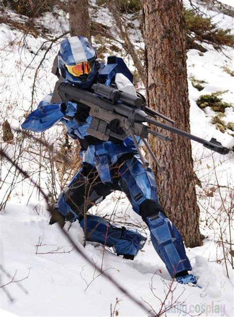 Spartan Armor From Halo Daily Cosplay Com Halo Cosplay Halo Armor