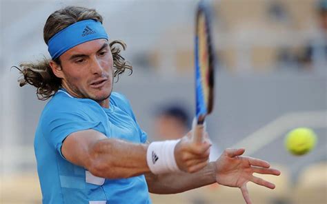 Stefanos tsitsipas is a greek professional tennis player. ΤΣΙΤΣΙΠΑΣ: "ΔΕΝ ΕΧΩ ΔΕΙΞΕΙ ΤΙΠΟΤΑ ΣΤΟ ΓΡΑΣΙΔΙ ΑΚΟΜΑ"
