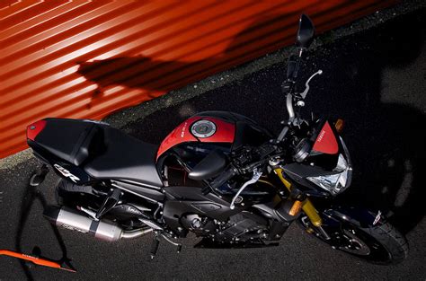 Yamaha 800 Fz8 Red Line 2012 Fiche Moto Motoplanete