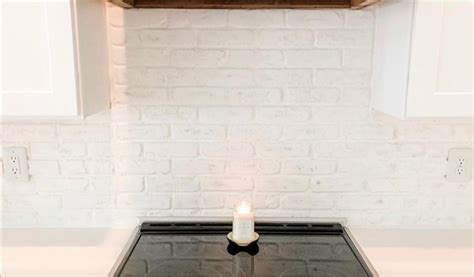 Our signature handmade color variation gives this modern thin brick kitchen backsplash an undeniably artisanal finish. A perfect pairing! 🥳 This painted brick backsplash was ...