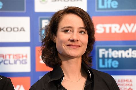 The cyclist (f) is currently single, her starsign is taurus and she is now 34 years of age. Marianne Vos returns to the road after hamstring injury ...