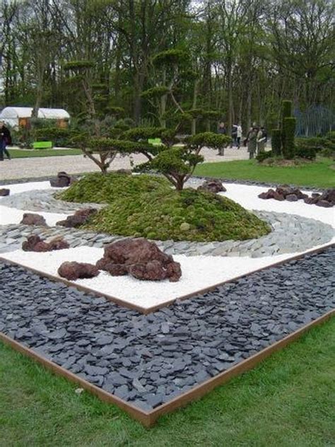 One of the japanese garden design principles is representation. 47 Fantastic White Stone Landscaping Ideas To Transform Your Yard | Stone landscaping, Japanese ...