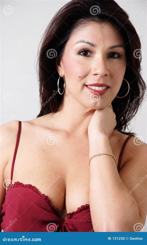 Verticale De Latina Sexy Photo Stock Image Du Coupure 131250