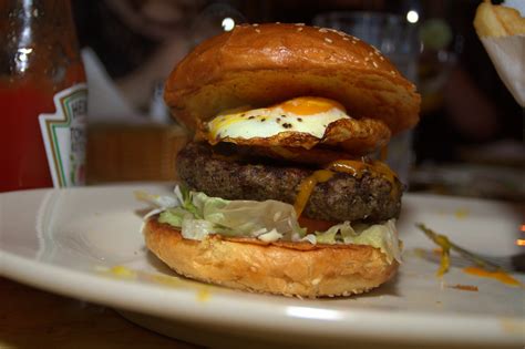 The burgers, commonly referred to as the glamburgers at this restaurant, also have a variety of options, such as the classic burger, the factory burger, the mushroom burger, veggie burger, macaroni and cheese burger, and the americana burger. Farmhouse Cheeseburger - The Cheesecake Factory ...