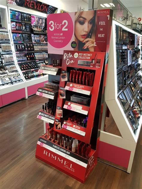 Designed properly and it will enhance the physical retail experience of consumers. Free Standing Cardboard Cosmetic Floor Display For Retail Store | Custom POP displays & Point of ...