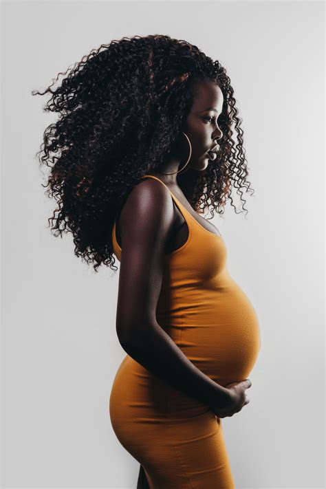 pregnant black girl pretty pregnant maternity pictures pregnancy photos maternity shoots