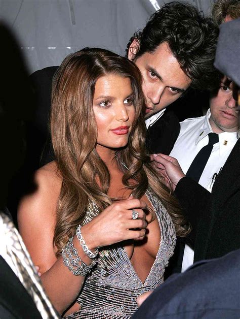 Jessica Simpson Fell Out Of Met Gala Gown To John Mayer S Delight