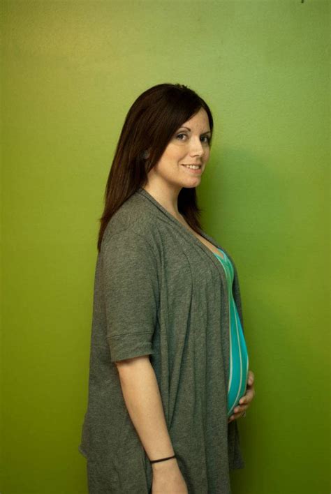 20 weeks pregnant by pregnancywriter on deviantart