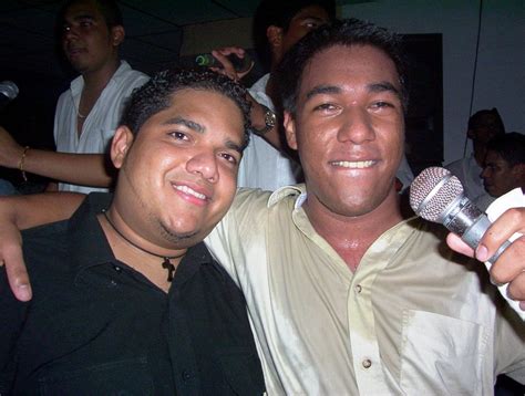Por otro lado samuel miguel morales, es el hijo menor de kaleth morales, en el momento de la partida de kaleth morales, samuel se convierte en la mayor fuerza para miguel morales y nevis troya. RADIO, PSICOLOGIA Y MARKETING POR RAFAEL NARVAEZ