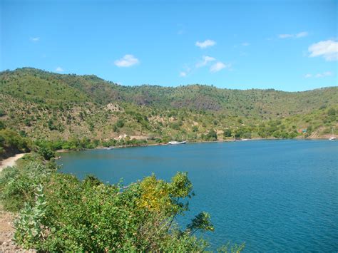 Lokasi penelitian seleksi rumput laut kappaphycus striatum. 301 Moved Permanently