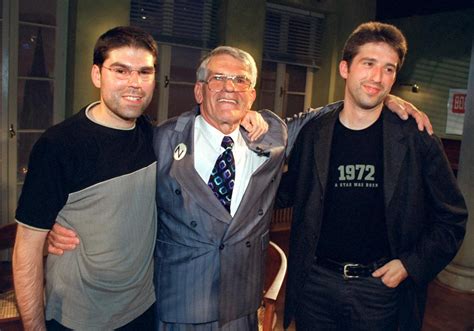 Boris palmer und ich haben vereinbart, dass boris palmer außerhalb des verfahrens und palmer hatte in einem beitrag über den früheren nationalspieler aogo, der einen nigerianischen vater hat. Polit-Rebell: Helmut Palmer, der Vater aller Wutbürger - WELT
