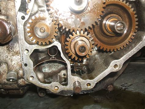 Harley Davidson Panhead Inside The Timing Cover Oil Pump