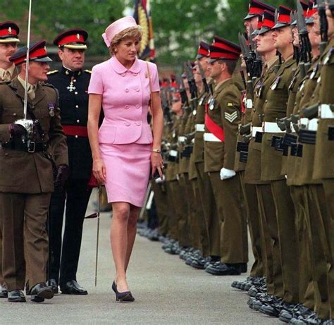 In june 1994, princess diana appeared in a dress that soon got dubbed the revenge dress and the iconic dress had actually been made for princess diana three years prior, but she thought the diana, princess of wales, wearing a sapphire diamond and pearl necklace, attends a banquet on. Princess Diana's sexy revenge outfit: the dress that made fashion history - Business Fashion ...