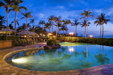 8 romantic resort getaways for couples slideshow hawaii hotels wailea beach romantic resorts