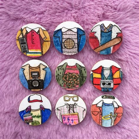 Stranger Things Pin Badge Iconic Outfit Collection Etsy Uk