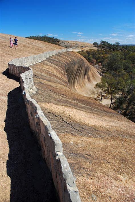 Wave Rock at Hyden, Australia | Amusing Planet