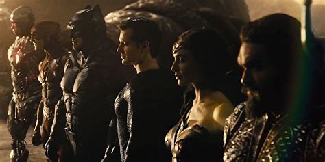 zack snyder s justice league trailer reveals darkseid and spoils a shocking death