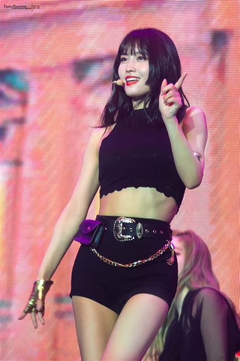 Times Twice S Momo Was A Sexy Body Line Queen With Her Unreal