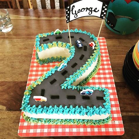 Check spelling or type a new query. Zweiter Geburtstag Auto Torte | Auto torte, Kinder ...