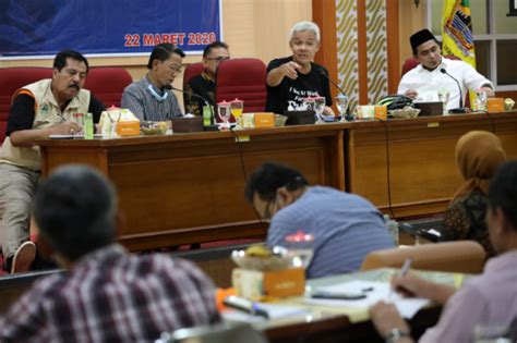Hampir semua orang juga sudah tidak asing dengan istilah bendahara dan menganggap mereka sebagai pengurus keuangan, baik itu di level organisasi kecil, perusahaan, atau bahkan negara. Belajar di Rumah, Guru Diminta Tak Bebani Siswa Tugas Menumpuk | jatengdaily.com