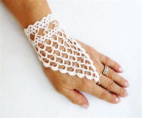Maybe you would like to learn more about one of these? Crochet Pattern, Tutorial Crochet, Fingerless Gloves ...