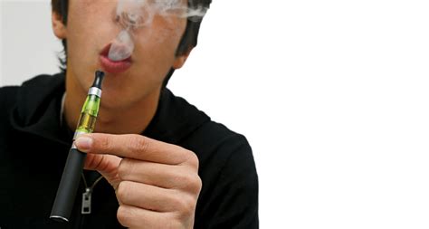 E Cigarettes Proving To Be A Danger To Teens
