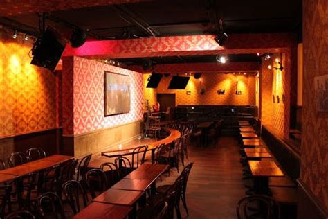 Tackling subjects like marriage, divorce, parenting, and police brutality, tamborine is rich with wise viewpoints as well as controversy. Stand Up NY Comedy Club I Upper West Side, NYC Comedy Club ...