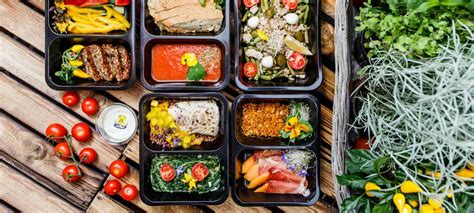 The boxes are specially designed to keep your food cold for two full days in transit, plus an additional 12 hours at your doorstep. Prepared Meal Delivery Service | Meal Prep Delivery