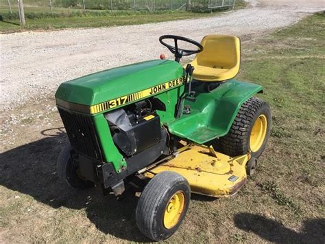 1980 John Deere 317 Garden Tractor With Mowing Deck Bigiron Auctions