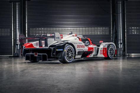 Toyota Presenta Sus Nuevos Le Mans Hypercar Gr010 Hybrid Y Yaris Wrc