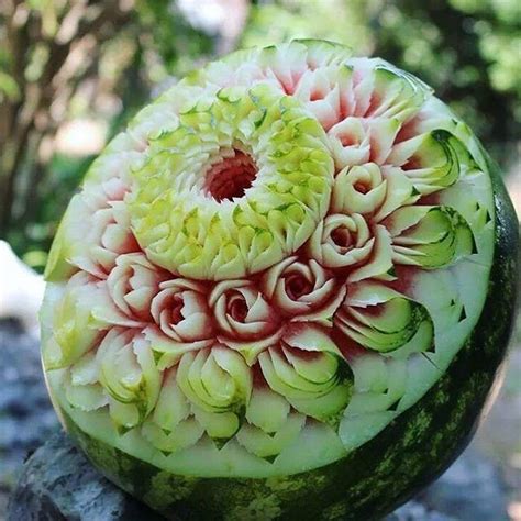 15 Unbelievably Edible Vegetable And Fruit Carvings By Daniele Barresi