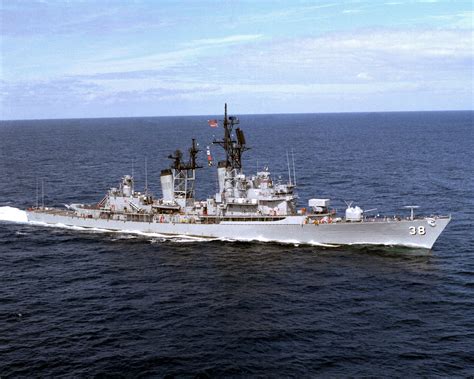 Uss Luce Ddg 38 Farragut Class Destroyer Usa Destroyer Ship Us