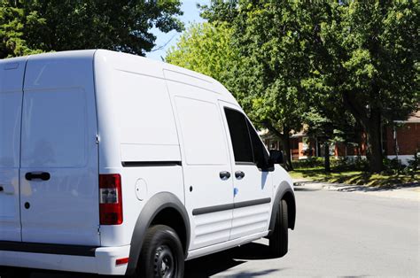 Terrifying Rumors About White Vans Are Circulating Facebook