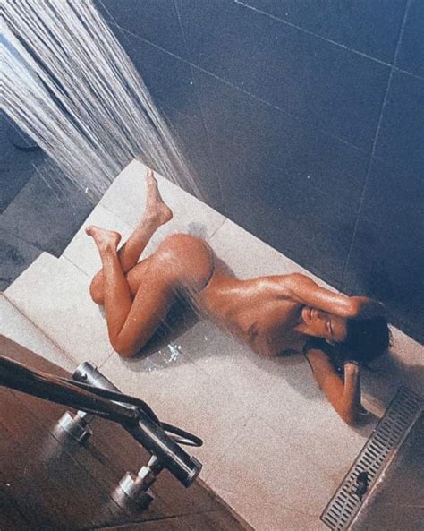Sof A Suescun Protagoniza Otro Desnudo De Esc Ndalo En La Ducha Desaf A A La Censura De Instagram